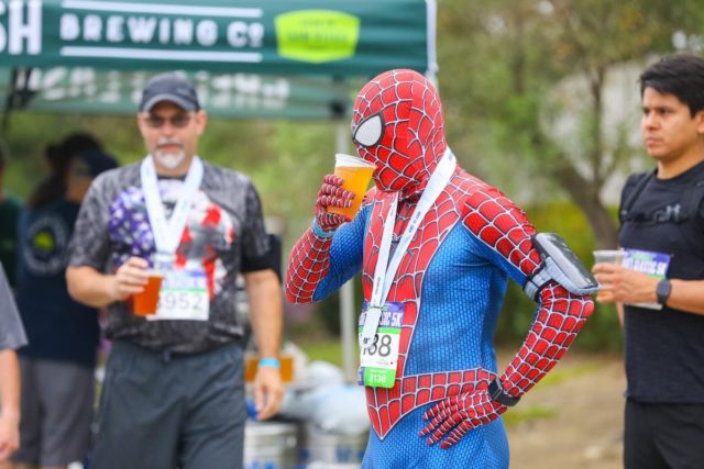 Craft Classic runner in Spiderman Costume